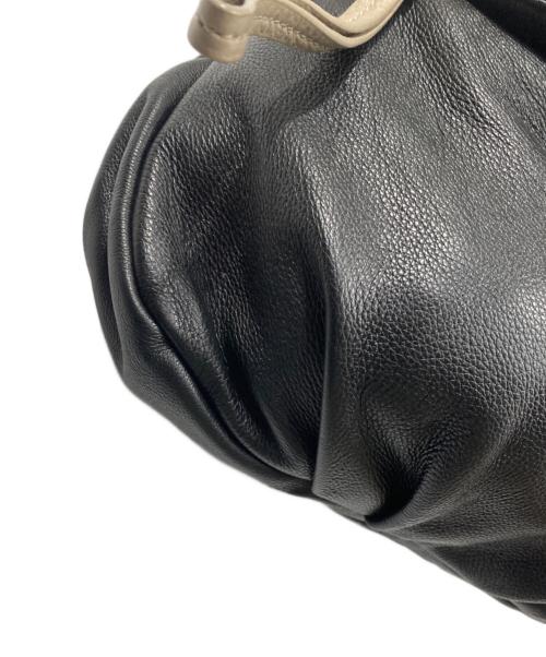 Marc by Marc Jacobs（マークバイマークジェイコブス）Marc by Marc Jacobs (マークバイマークジェイコブス) ショルダーバッグ ブラックの古着・服飾アイテム