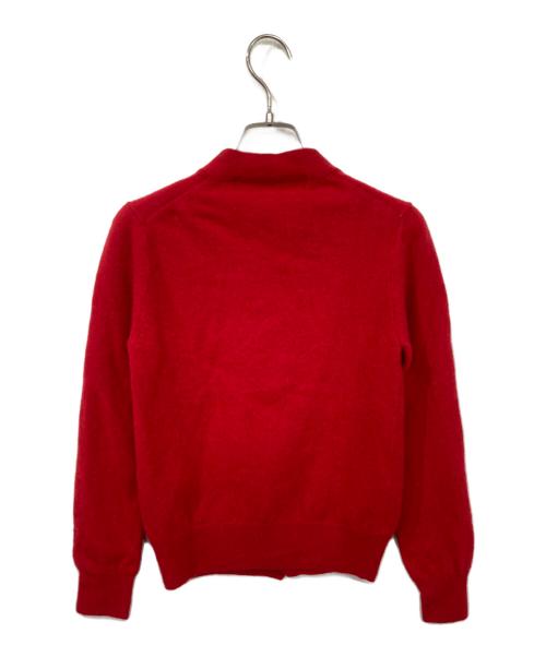 PLAY COMME des GARCONS（プレイコムデギャルソン）PLAY COMME des GARCONS (プレイコムデギャルソン) ラインストーンハートロゴカーディガン レッド サイズ:XSの古着・服飾アイテム