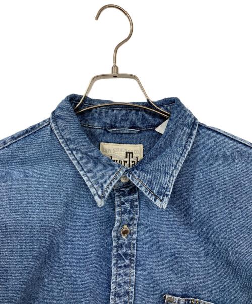 LEVI'S（リーバイス）LEVI'S (リーバイス) オーバーサイズ デニムシャツ インディゴ サイズ:SIZE Sの古着・服飾アイテム