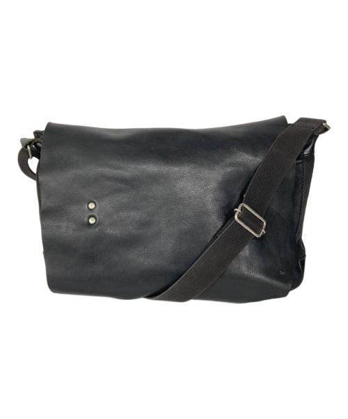 Y's（ワイズ）Y's (ワイズ) レザーフラップショルダーバッグ ブラックの古着・服飾アイテム