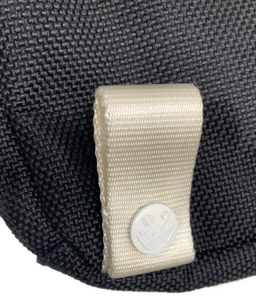 EASTPAK（イーストパック）EASTPAK (イーストパック) WHITE MOUNTAINEERING (ホワイトマウンテ二アニング) ベストバッグ ブラックの古着・服飾アイテム