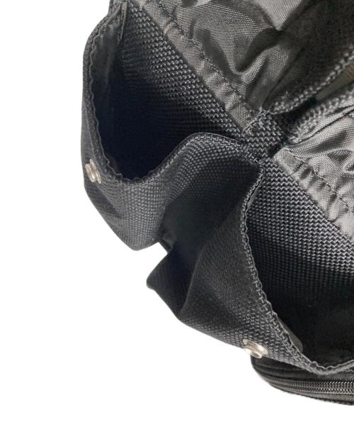 EASTPAK（イーストパック）EASTPAK (イーストパック) WHITE MOUNTAINEERING (ホワイトマウンテ二アニング) ベストバッグ ブラックの古着・服飾アイテム