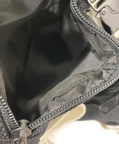 EASTPAK（イーストパック）EASTPAK (イーストパック) WHITE MOUNTAINEERING (ホワイトマウンテ二アニング) ベストバッグ ブラックの古着・服飾アイテム