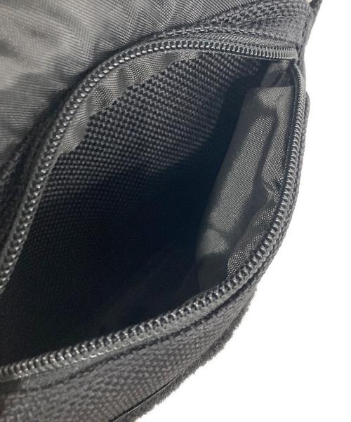 EASTPAK（イーストパック）EASTPAK (イーストパック) WHITE MOUNTAINEERING (ホワイトマウンテ二アニング) ベストバッグ ブラックの古着・服飾アイテム