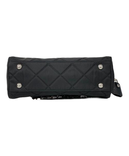 PRADA（プラダ）PRADA (プラダ) トライアングルロゴキルティングチェーンショルダーバッグの古着・服飾アイテム