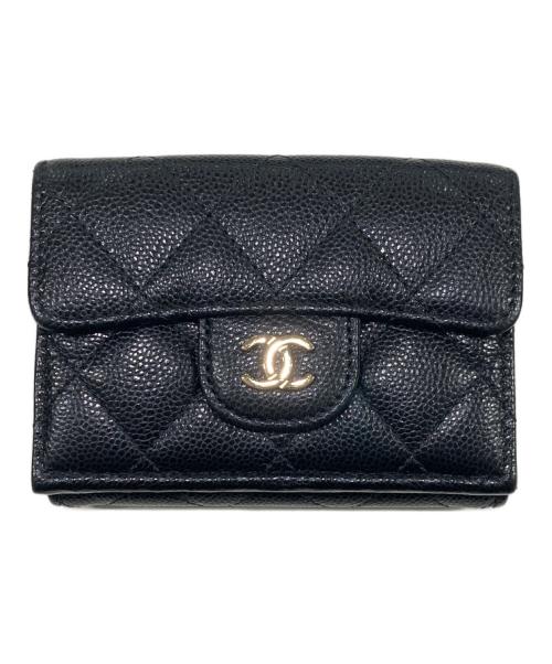 CHANEL（シャネル）CHANEL (シャネル) キャビアスキンフラップ3つ折り財布 ブラックの古着・服飾アイテム