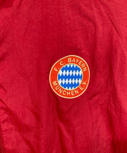 adidas（アディダス）adidas (アディダス) ナイロントラックジャケット レッド サイズ:3XLの古着・服飾アイテム