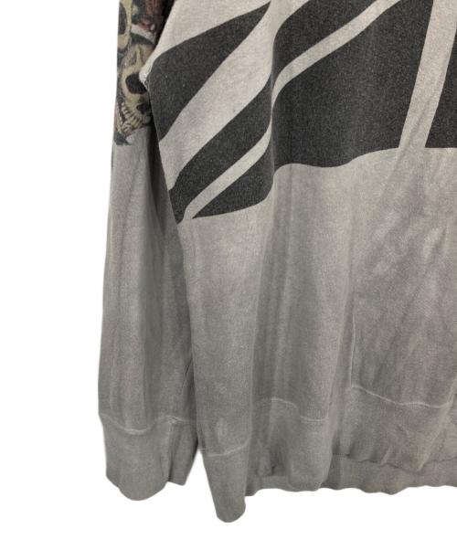 Amal Guessous（アマルゲソウス）Amal Guessous (アマルゲソウス) スカルプリントスウェット グレー サイズ:Lの古着・服飾アイテム