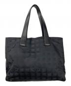 CHANELシャネル）の古着「ニュートラベルライントートバッグ」｜ブラック