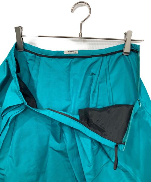 MIU MIU（ミュウミュウ）MIU MIU (ミュウミュウ) ミニスカート グリーン サイズ:42の古着・服飾アイテム