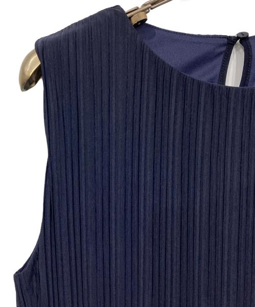 anuans（アニュアンス）anuans (アニュアンス) ランダムプリーツシアーロングワンピース ネイビー サイズ:Sの古着・服飾アイテム