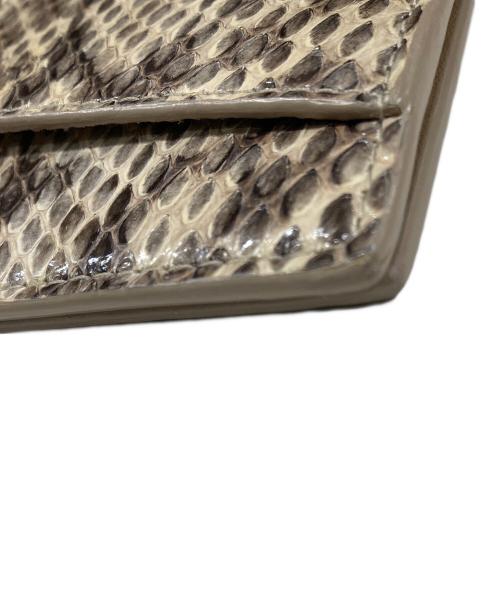 JIMMY CHOO（ジミーチュウ）JIMMY CHOO (ジミーチュウ) パイソン型押しクラッチバッグ ブラウンの古着・服飾アイテム