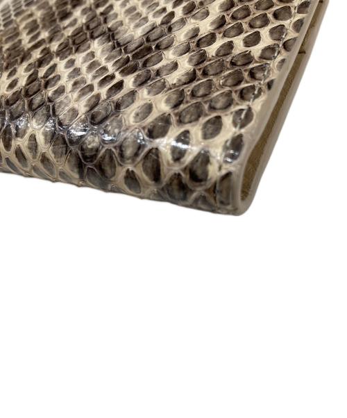JIMMY CHOO（ジミーチュウ）JIMMY CHOO (ジミーチュウ) パイソン型押しクラッチバッグ ブラウンの古着・服飾アイテム