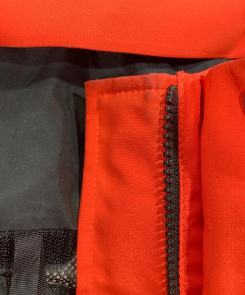 THE NORTH FACE（ザ ノース フェイス）THE NORTH FACE (ザ ノース フェイス) RETRO MOUNTAIN LIGHT FUTURELIGHT JACKET レッド×ブラック サイズ:XXLの古着・服飾アイテム