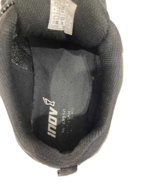 inov-8（イノヴェイト）inov-8 (イノヴェイト) ローカットスニーカー ブラック サイズ:28.0の古着・服飾アイテム