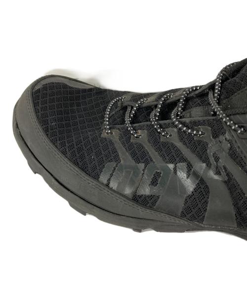 inov-8（イノヴェイト）inov-8 (イノヴェイト) ローカットスニーカー ブラック サイズ:28.0の古着・服飾アイテム