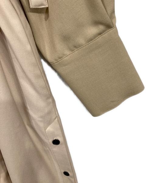 UNITED TOKYO（ユナイテッドトーキョー）UNITED TOKYO (ユナイテッドトーキョー) レイヤードコンビシャツワンピース ベージュの古着・服飾アイテム