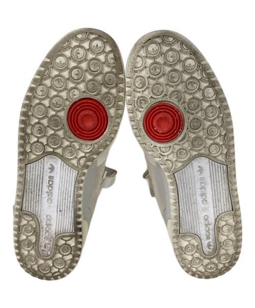 adidas（アディダス）adidas (アディダス) FORUM 84 LOW ベージュ サイズ:US9の古着・服飾アイテム