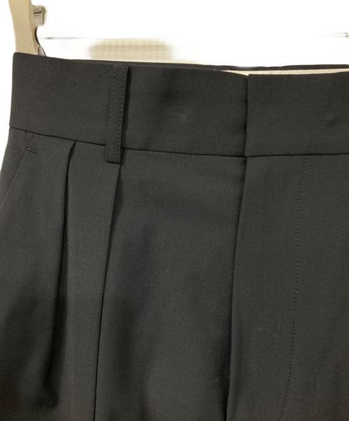 NEAU（ニュー）NEAU (ニュー) Tuck wide trousers/タックワイドトラウザーズ ネイビー サイズ:00 未使用品の古着・服飾アイテム