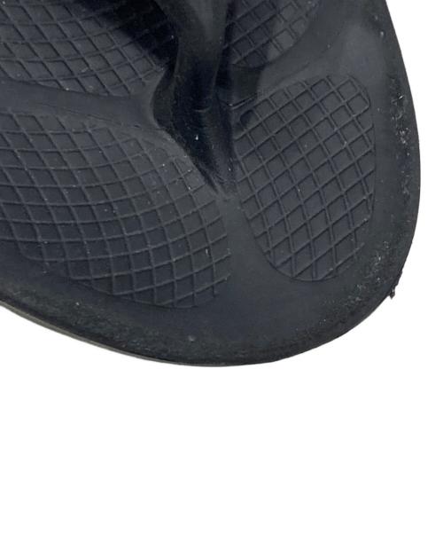 OOFOS（ウーフォス）OOFOS (ウーフォス) リカバリーサンダル ブラック サイズ:W7の古着・服飾アイテム