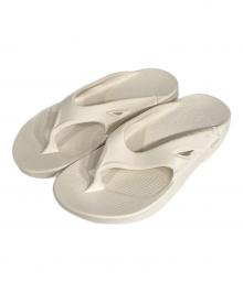 OOFOS（ウーフォス）の古着「リカバリーサンダル」｜ホワイト