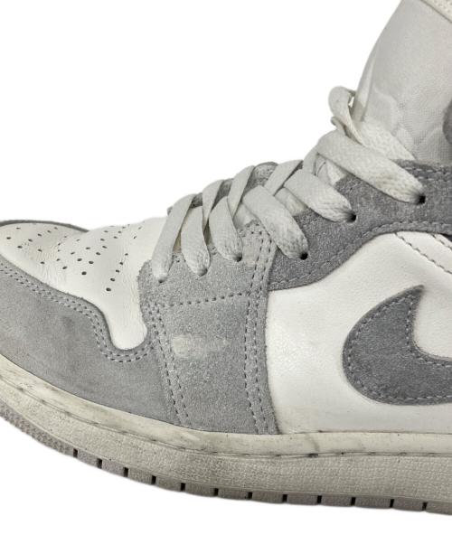 NIKE（ナイキ）NIKE (ナイキ) AIR JORDAN 1 MID SE ホワイト×グレー サイズ:26.0の古着・服飾アイテム