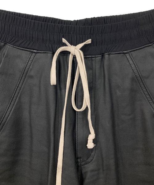 DANKE SCHON（ダンケ シェーン）Danke schon (ダンケ シェーン) COATING FLARE CARGO PANTS ブラック サイズ:28の古着・服飾アイテム