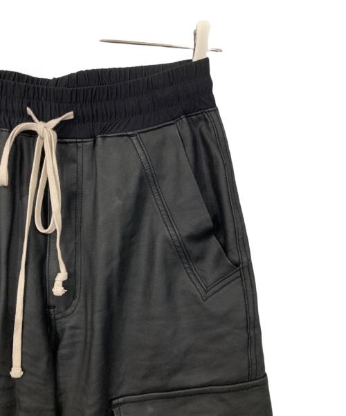 DANKE SCHON（ダンケ シェーン）Danke schon (ダンケ シェーン) COATING FLARE CARGO PANTS ブラック サイズ:28の古着・服飾アイテム