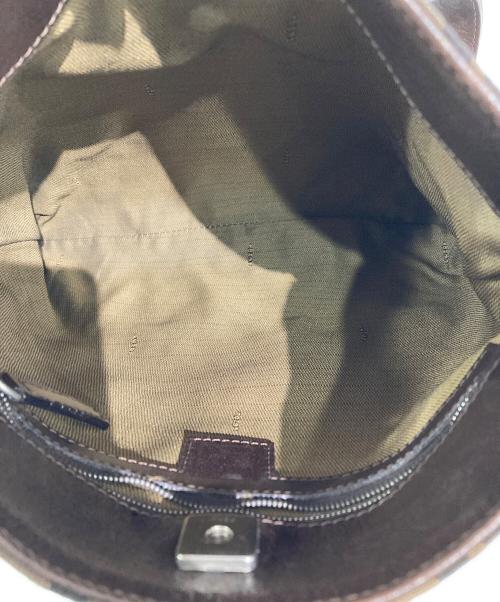 FENDI（フェンディ）FENDI (フェンディ) ズッカ柄ワンショルダーバッグ ブラウンの古着・服飾アイテム