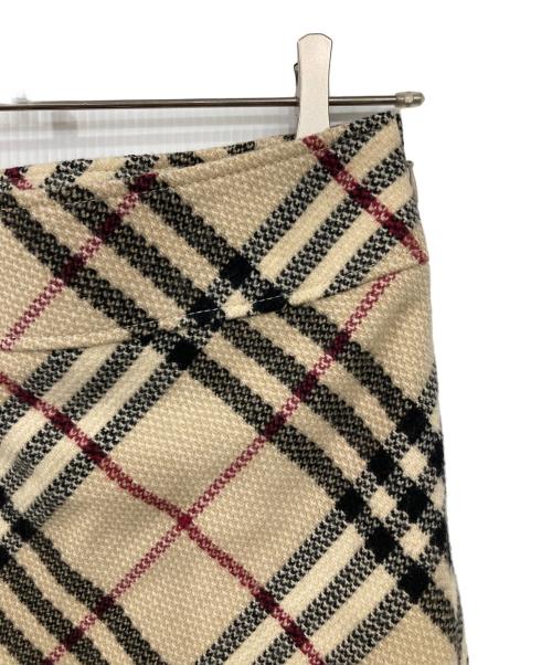 BURBERRY LONDON（バーバリーロンドン）BURBERRY LONDON (バーバリーロンドン) チェックスカート ベージュ サイズ:40の古着・服飾アイテム