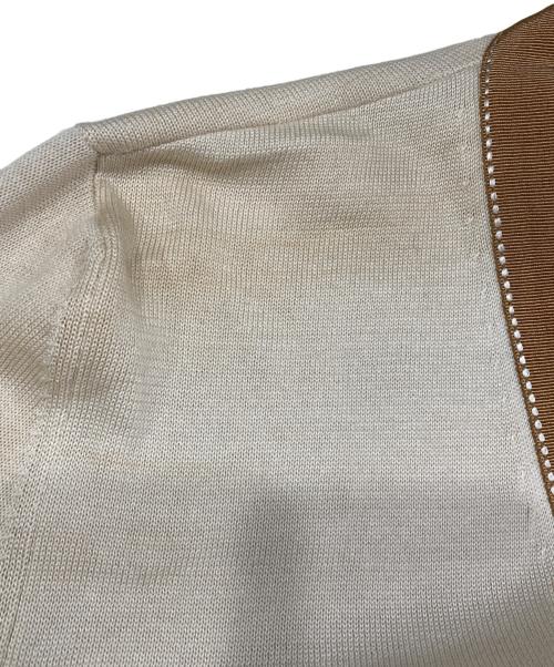 Salvatore Ferragamo（サルヴァトーレ フェラガモ）Salvatore Ferragamo (サルヴァトーレ フェラガモ) Vネックカーディガン ベージュ サイズ:Lの古着・服飾アイテム