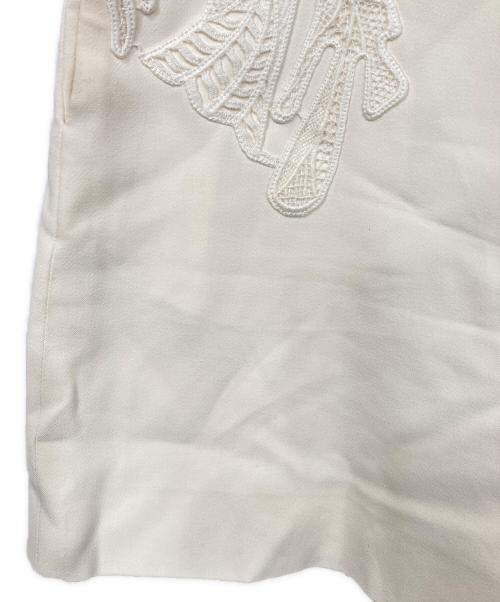 Chloe（クロエ）Chloe (クロエ) 刺繍ショートパンツ オフホワイト サイズ:36の古着・服飾アイテム