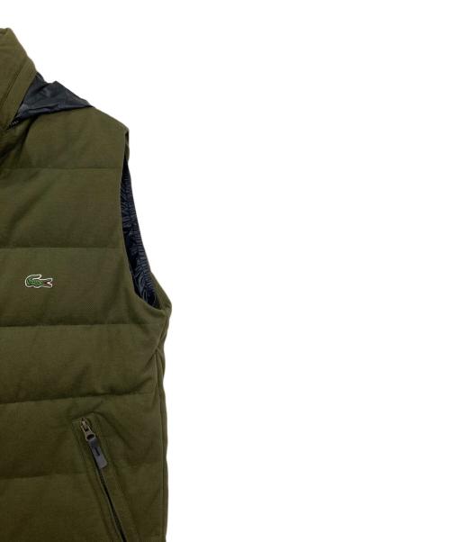 LACOSTE（ラコステ）LACOSTE (ラコステ) ダウンベスト カーキ サイズ:50の古着・服飾アイテム