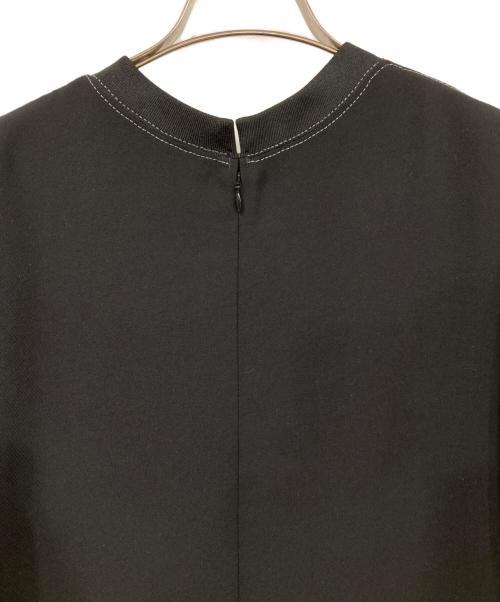 UNITED ARROWS（ユナイテッドアローズ）UNITED ARROWS (ユナイテッドアローズ) COMFY ステッチ ショートスリーブ ワンピース ブラック サイズ:38の古着・服飾アイテム