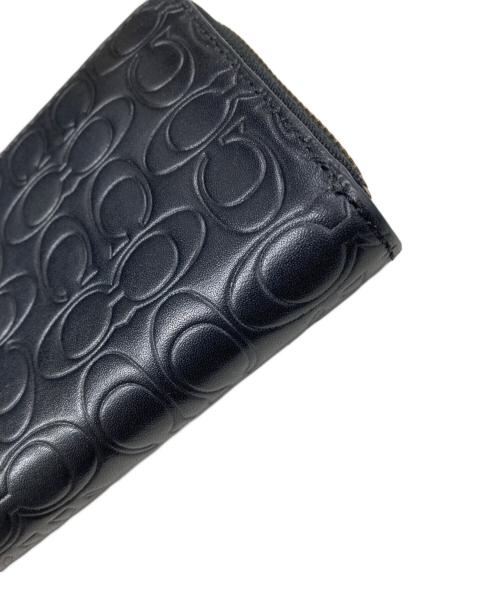 COACH（コーチ）COACH (コーチ) シグネチャースムースレザーアコーディオンジップアラウンドウォレット ブラックの古着・服飾アイテム