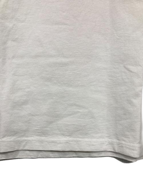 EMOTIONALLY UNAVAILABLE（エモーショナリー・アンアベイラブル）EMOTIONALLY UNAVAILABLE (エモーショナリー・アンアベイラブル) A BATHING APE (ア ベイシング エイプ) EU MILO SS TEE ホワイト サイズ:XL 未使用品の古着・服飾アイテム