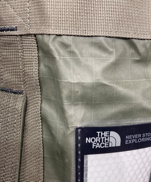 THE NORTH FACE（ザ ノース フェイス）THE NORTH FACE (ザ ノース フェイス) ダッフルバッグ ベースキャンプボイジャーライト62L カーキ サイズ:62Lの古着・服飾アイテム