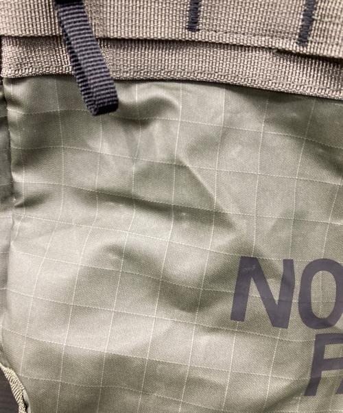 THE NORTH FACE（ザ ノース フェイス）THE NORTH FACE (ザ ノース フェイス) ダッフルバッグ ベースキャンプボイジャーライト62L カーキ サイズ:62Lの古着・服飾アイテム