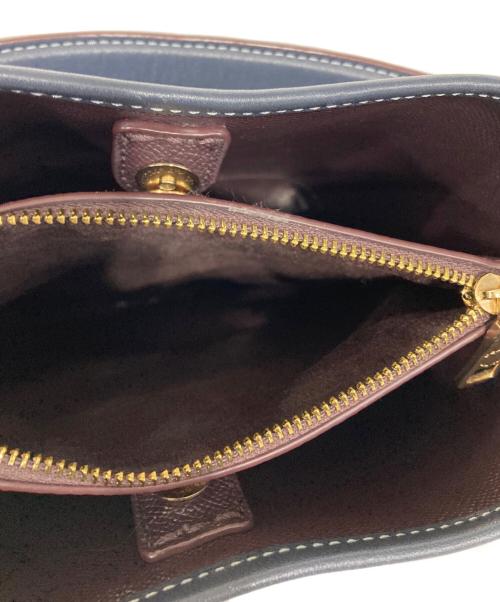 COACH（コーチ）COACH (コーチ) モリーバケットショルダーバッグ ネイビーの古着・服飾アイテム