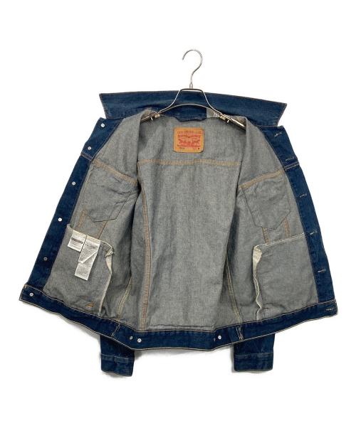 LEVI'S（リーバイス）LEVI'S (リーバイス) トラッカーデニムジャケット インディゴ サイズ:Mの古着・服飾アイテム