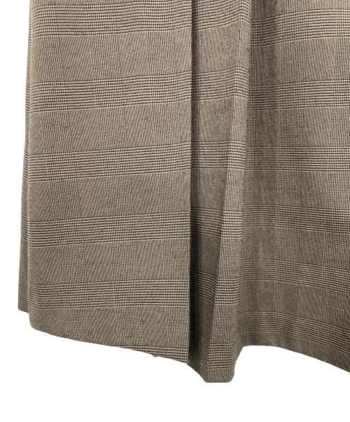 Mila Owen（ミラオーウェン）Mila Owen (ミラオーウェン) バックル付きOneWAYプリーツスカート ブラウンの古着・服飾アイテム