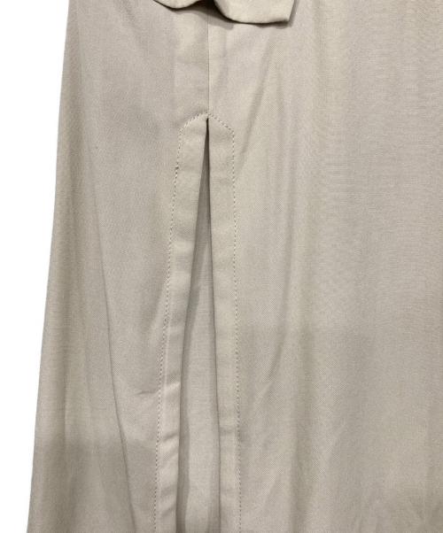 UNITED TOKYO（ユナイテッドトーキョー）UNITED TOKYO (ユナイテッドトーキョー) Double Belted Inverted Pleats Skirt ホワイト サイズ:1の古着・服飾アイテム