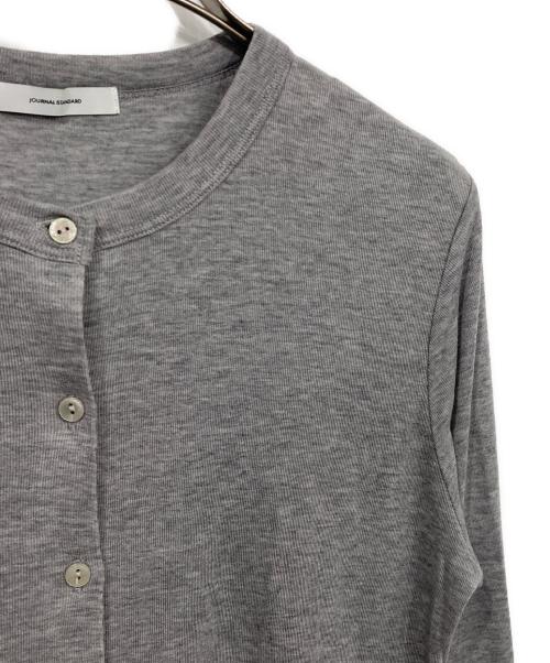 JOURNAL STANDARD（ジャーナルスタンダード）JOURNAL STANDARD (ジャーナルスタンダード) ウールMIX シアークルーネックカーディガン グレー サイズ:表記無しの古着・服飾アイテム