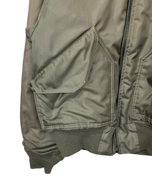 AVIREX（アヴィレックス）AVIREX (アヴィレックス) CWU-45/P FLYER JACKET オリーブ サイズ:MEDIUM（38-40）の古着・服飾アイテム