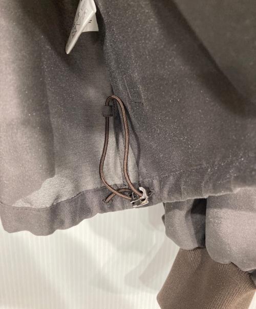 uncrave（アンクレイヴ）uncrave (アンクレイヴ) シャイニー シアー ブルゾン グレー サイズ:FREEの古着・服飾アイテム