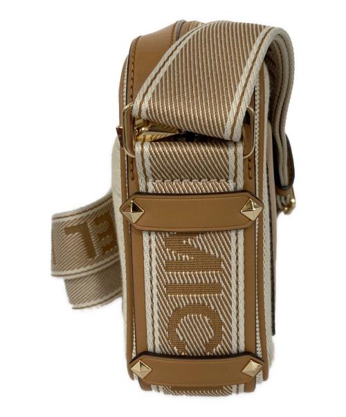 MICHAEL KORS（マイケル・コース）MICHAEL KORS (マイケル・コース) ラージイーストウエストポケットクロスボディ ベージュの古着・服飾アイテム