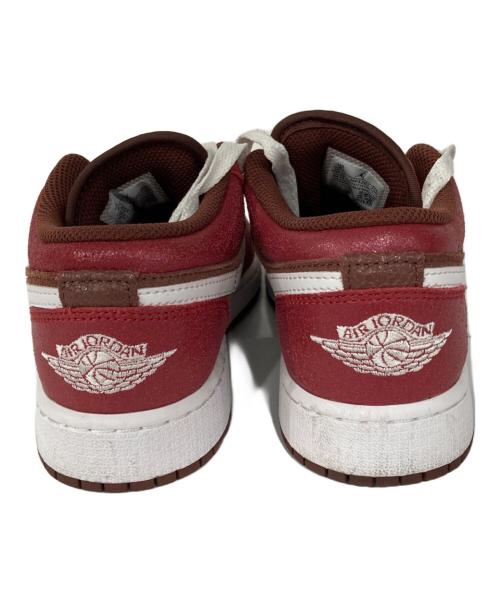 NIKE（ナイキ）NIKE (ナイキ) AIR JORDAN 1 LOW SE GS レッド サイズ:23.0の古着・服飾アイテム