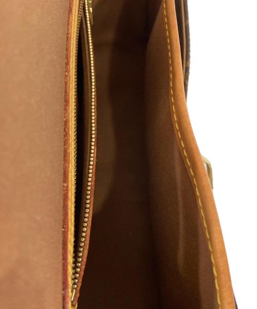 LOUIS VUITTON（ルイ ヴィトン）LOUIS VUITTON (ルイ ヴィトン) ショルダーバッグ ブラウンの古着・服飾アイテム