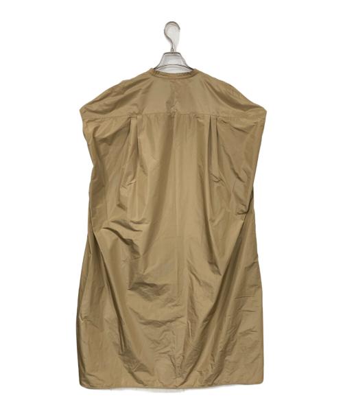 23区（ニジュウサンク）23区 (ニジュウサンク) ブライトメモリー ワンピース ベージュ サイズ:38の古着・服飾アイテム