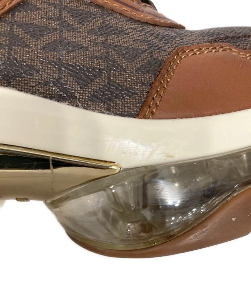 MICHAEL KORS（マイケル・コース）MICHAEL KORS (マイケル・コース) OLYMPIA ETREME TRAINER ブラウン サイズ:8Mの古着・服飾アイテム